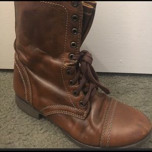 Steve Madden troopa boot. Size 7
